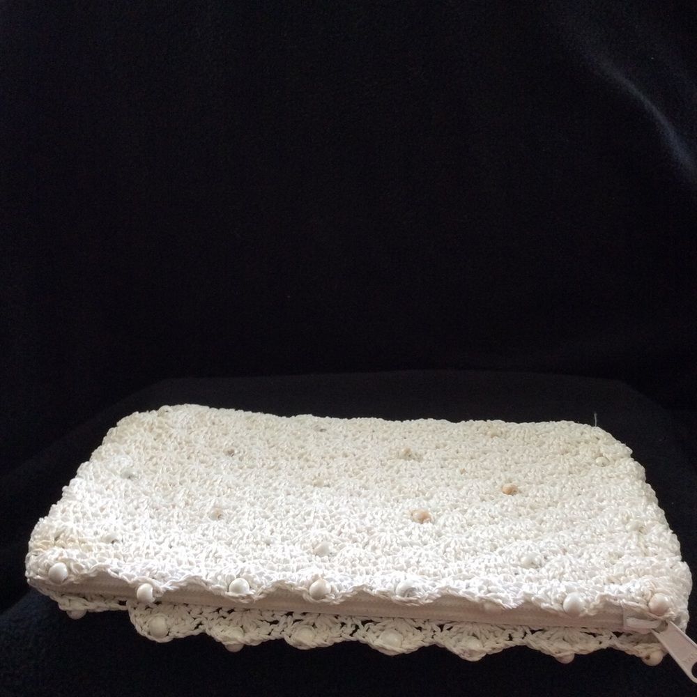 Vintage Ivory clutch crocheted- EUC vintage purse - Picture 5 of 6